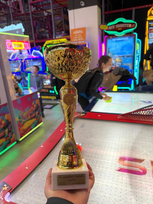 aaaZlatni trofej iz Kg